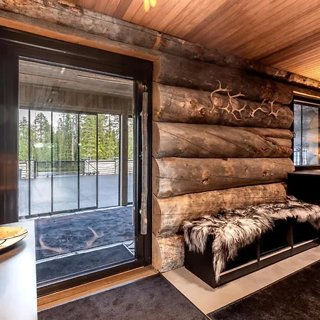 V Экясломполо